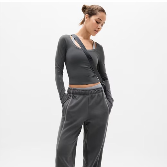Athleta Tops - Athleta Transcend Top NWT XSmall Cropped